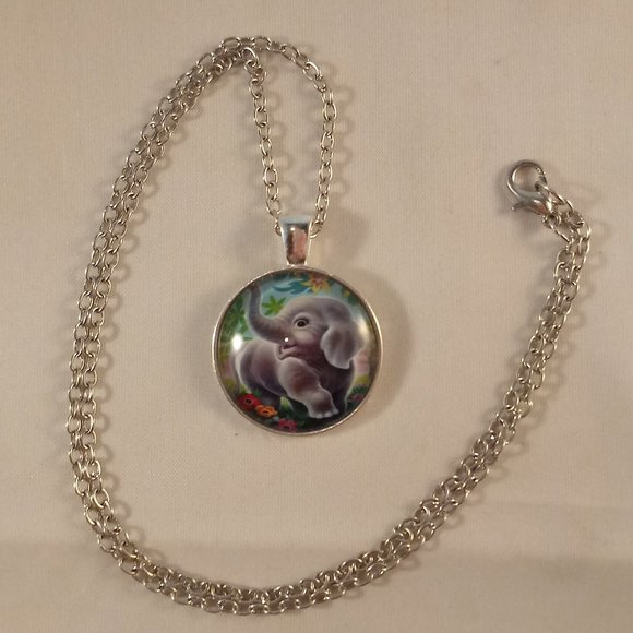 Silver Elephant Cabochon Pendant Chain Necklace Gift - Picture 3 of 3